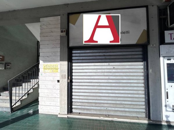 negozio in vendita a Darfo Boario Terme