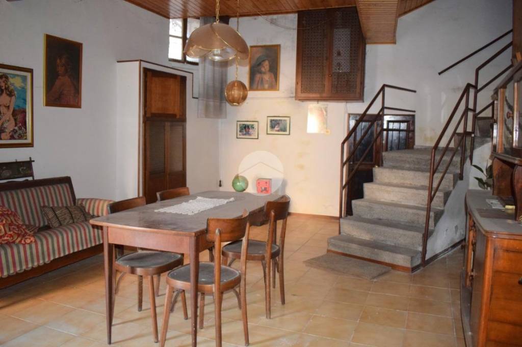casa indipendente in vendita a Darfo Boario Terme in zona Boario Terme