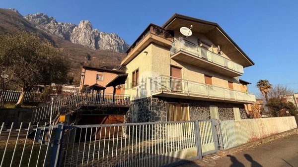 casa indipendente in vendita a Darfo Boario Terme in zona Gorzone