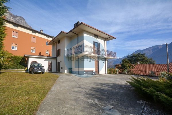 casa indipendente in vendita a Darfo Boario Terme in zona Boario Terme
