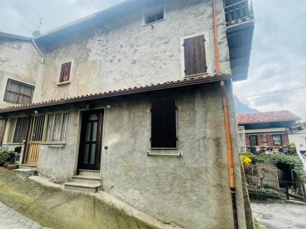 casa indipendente in vendita a Darfo Boario Terme