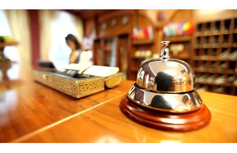 negozio in vendita a Darfo Boario Terme in zona Boario Terme