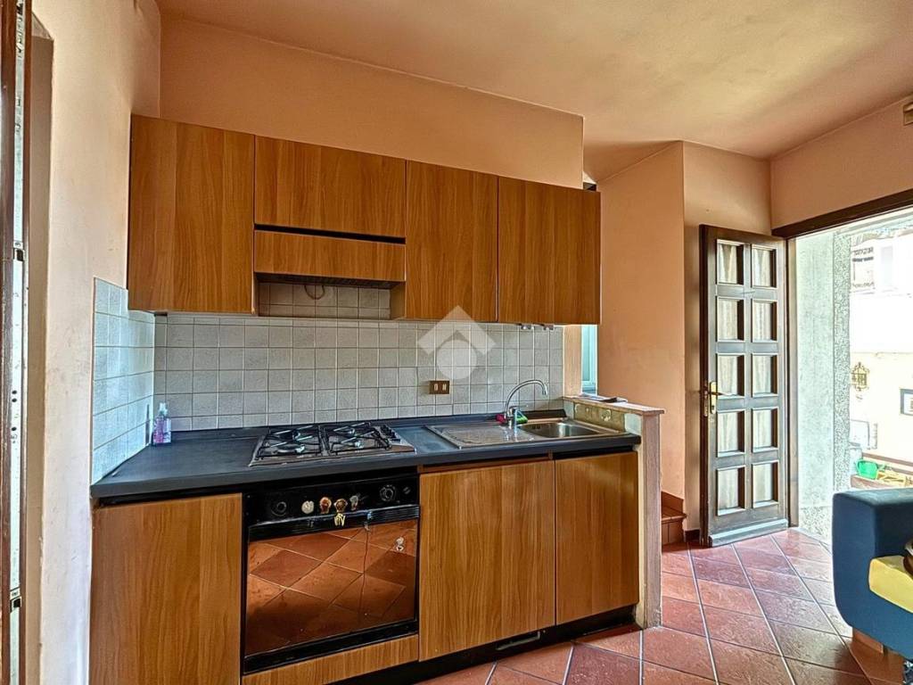 casa indipendente in vendita a Darfo Boario Terme in zona Erbanno