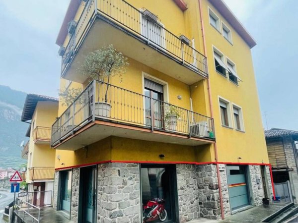 negozio in vendita a Darfo Boario Terme