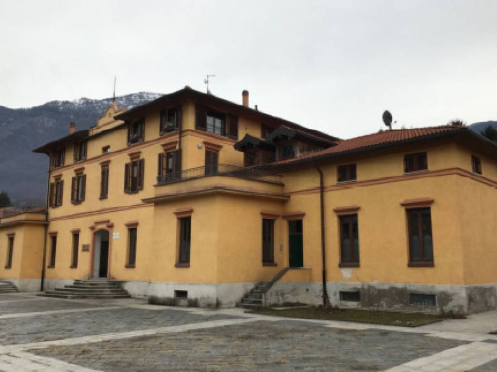 ufficio in vendita a Darfo Boario Terme