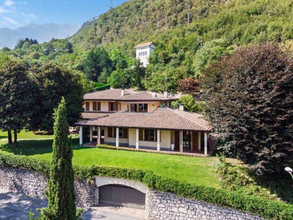 casa indipendente in vendita a Darfo Boario Terme in zona Boario Terme