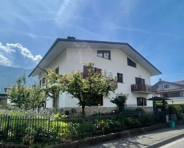 appartamento in vendita a Darfo Boario Terme in zona Corna