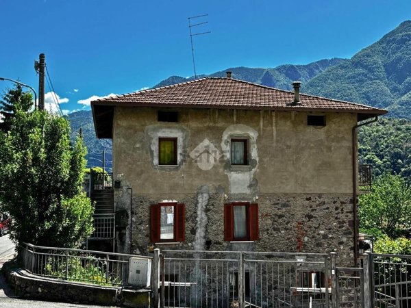 appartamento in vendita a Darfo Boario Terme in zona Erbanno