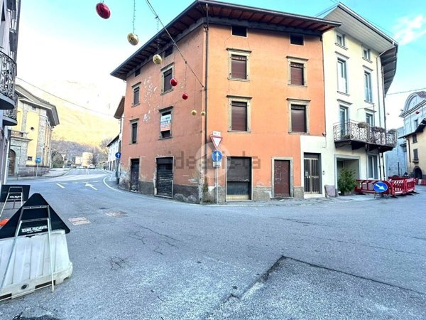 appartamento in vendita a Darfo Boario Terme in zona Bessimo