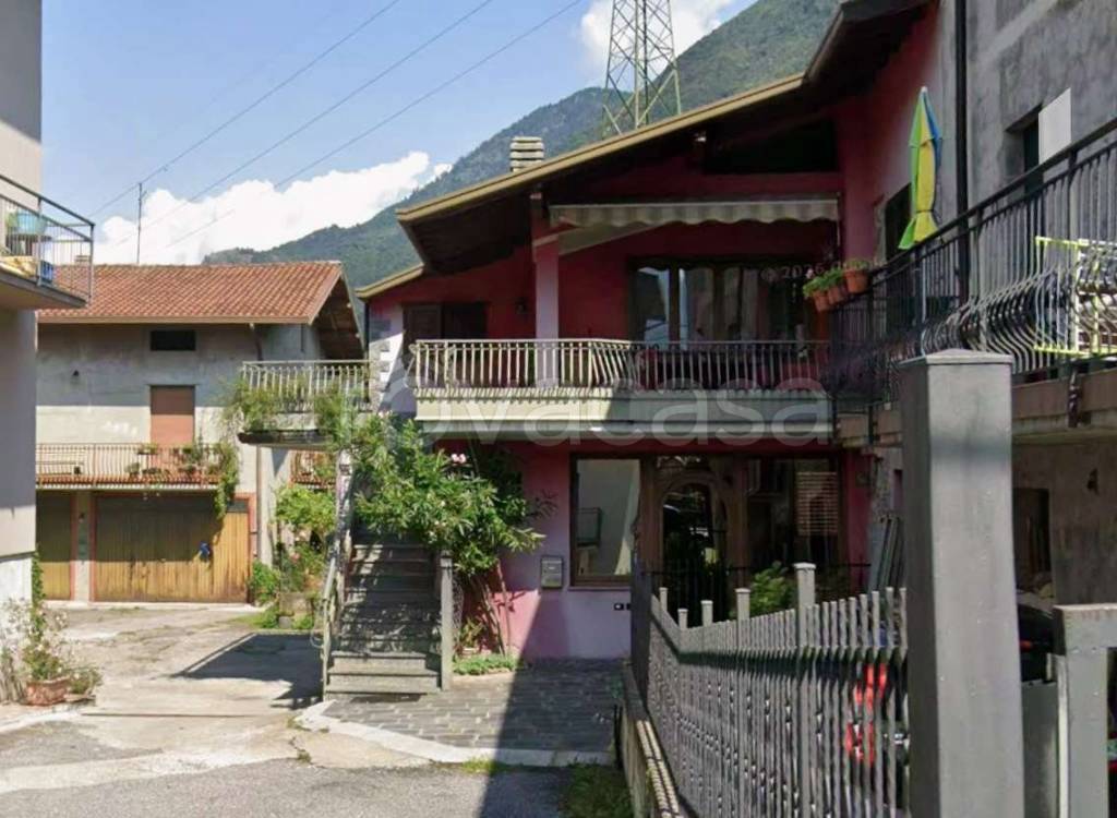 ufficio in vendita a Darfo Boario Terme in zona Montecchio