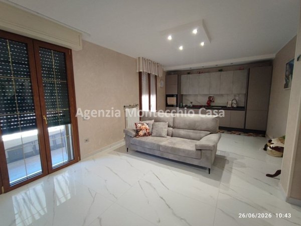 appartamento in vendita a Darfo Boario Terme in zona Montecchio