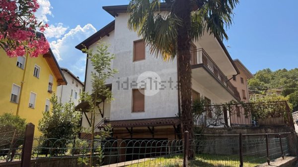 casa indipendente in vendita a Darfo Boario Terme in zona Boario Terme