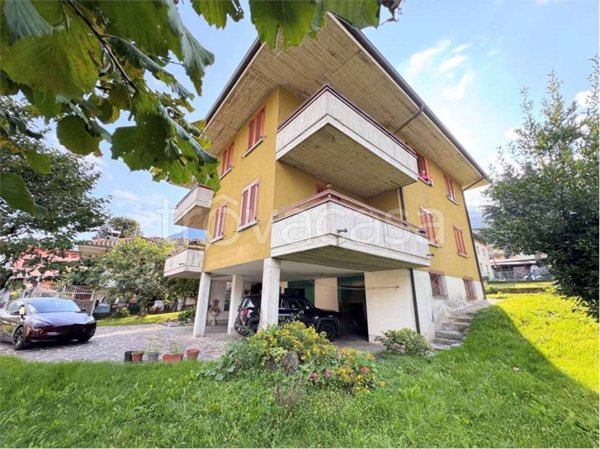 casa indipendente in vendita a Darfo Boario Terme in zona Pellalepre