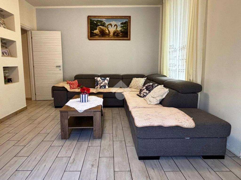 appartamento in vendita a Darfo Boario Terme in zona Corna