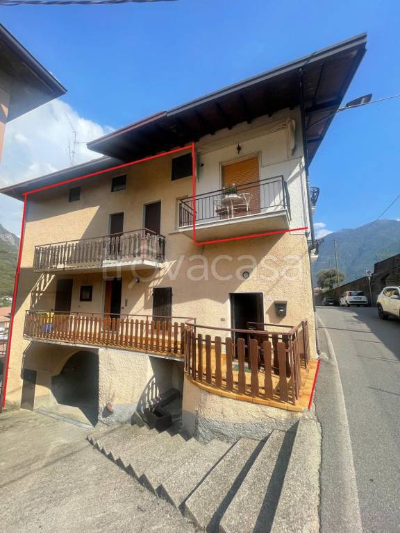 casa indipendente in vendita a Darfo Boario Terme in zona Gorzone