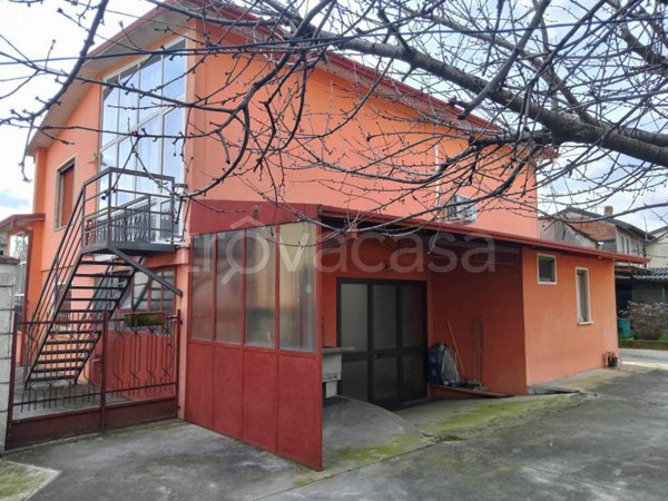 casa indipendente in vendita a Dello in zona Corticelle Pieve