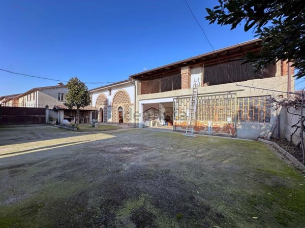 appartamento in vendita a Dello