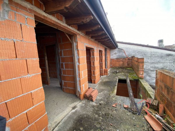 casa indipendente in vendita a Dello in zona Corticelle Pieve