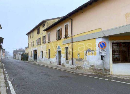appartamento in vendita a Dello