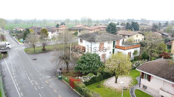 appartamento in vendita a Dello