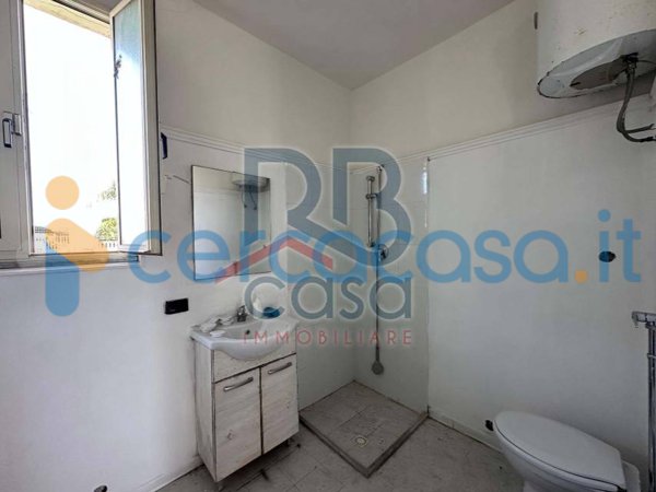 casa indipendente in vendita a Dello