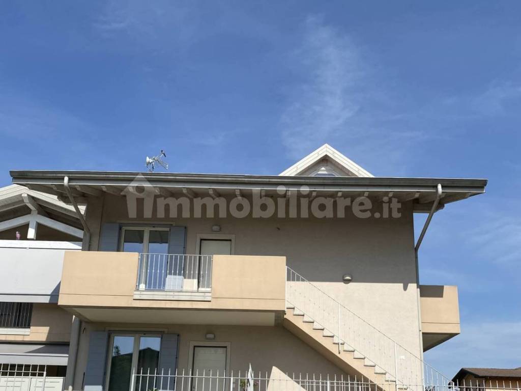 appartamento in vendita a Dello