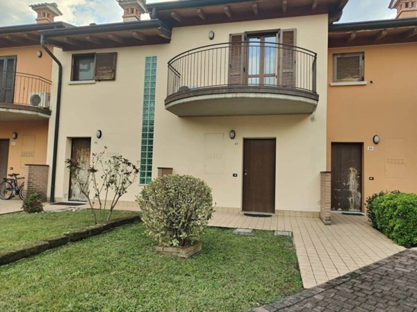 appartamento in vendita a Dello