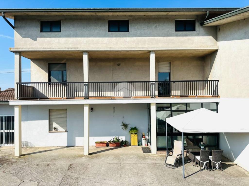 casa indipendente in vendita a Dello in zona Quinzanello