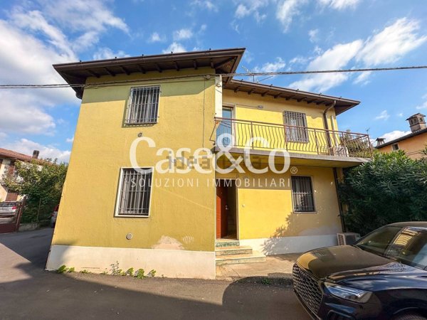 appartamento in vendita a Dello