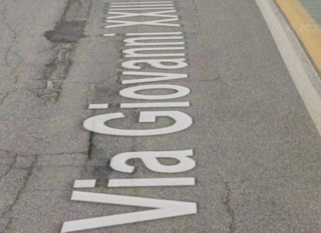 negozio in vendita a Dello