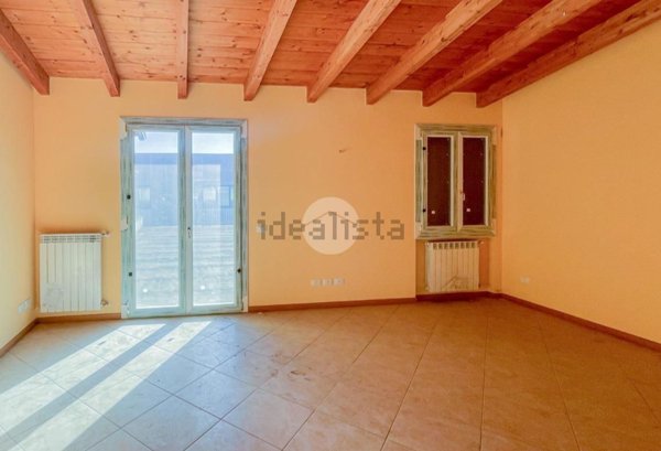 appartamento in vendita a Dello