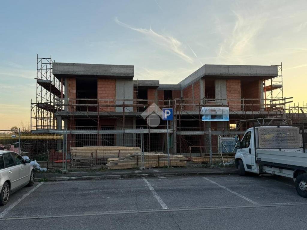 casa indipendente in vendita a Dello in zona Corticelle Pieve