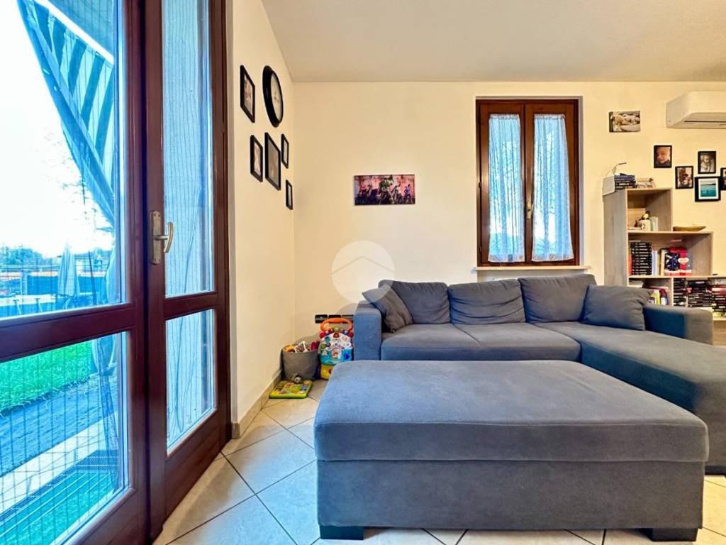 appartamento in vendita a Dello