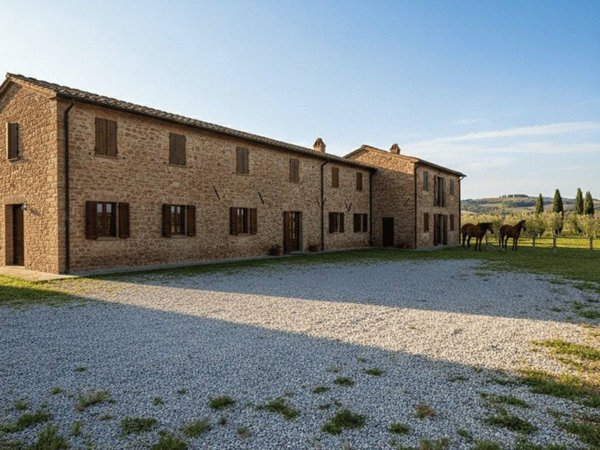 casa indipendente in vendita a Dello