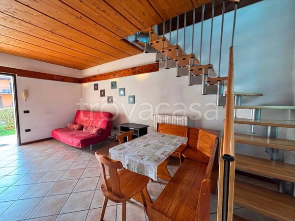 appartamento in vendita a Dello