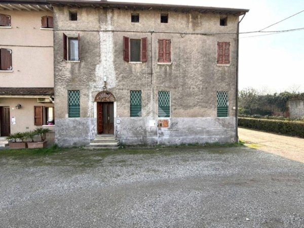 casa indipendente in vendita a Dello in zona Corticelle Pieve
