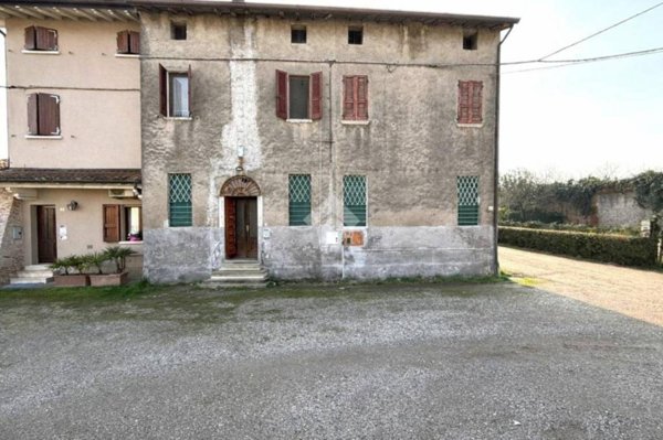 casa indipendente in vendita a Dello in zona Corticelle Pieve