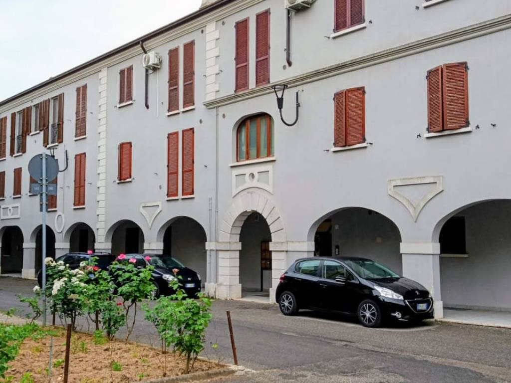 appartamento in vendita a Dello