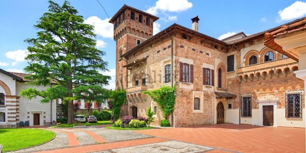 villa in vendita a Dello