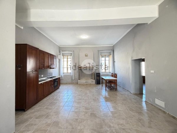casa indipendente in vendita a Dello