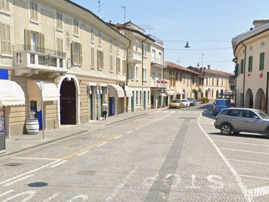 appartamento in vendita a Dello