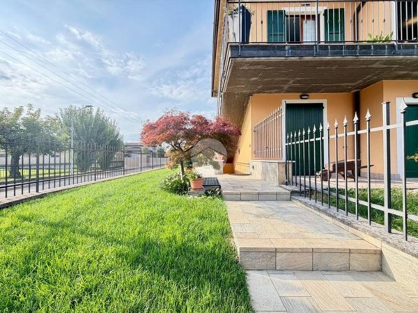 appartamento in vendita a Dello in zona Corticelle Pieve