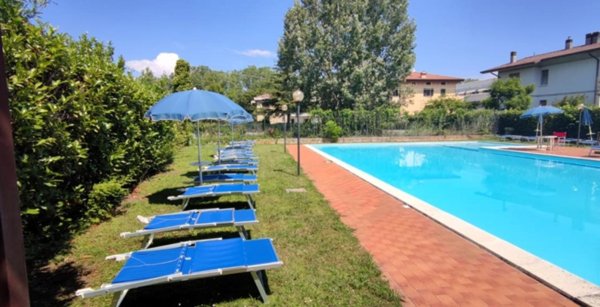 appartamento in vendita a Desenzano del Garda in zona Rivoltella