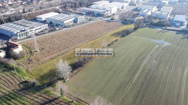 appartamento in vendita a Desenzano del Garda in zona Rivoltella