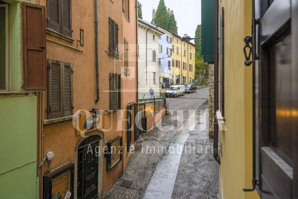 appartamento in vendita a Desenzano del Garda