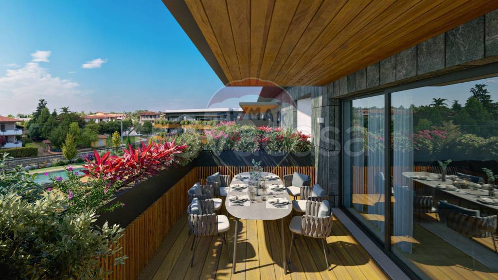 appartamento in vendita a Desenzano del Garda in zona Rivoltella