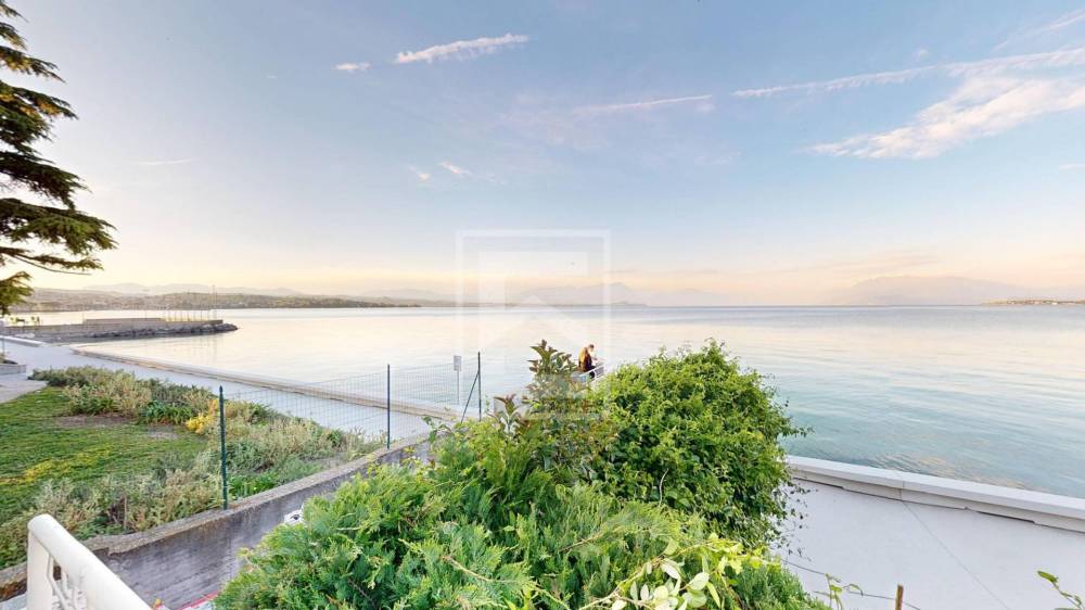 casa indipendente in vendita a Desenzano del Garda