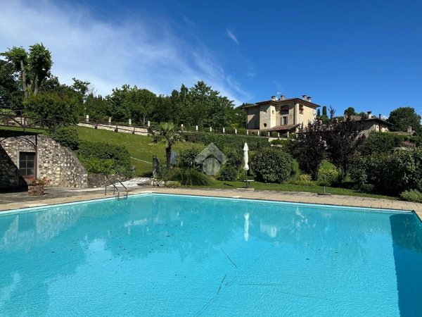 appartamento in vendita a Desenzano del Garda