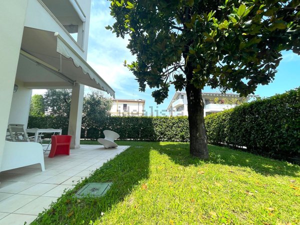 appartamento in vendita a Desenzano del Garda