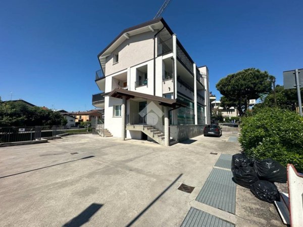 appartamento in vendita a Desenzano del Garda